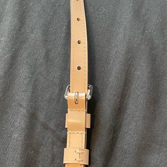 Louis Vuitton/ Dune colored strap with silver hardware. - Picture 6 of 12